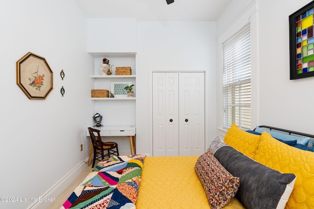 bedroom with a closet