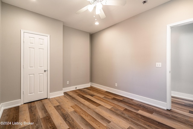 unfurnished room featuring wood-type flooring and ceiling fan