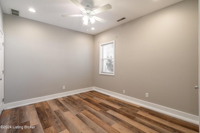 unfurnished room featuring wood-type flooring and ceiling fan