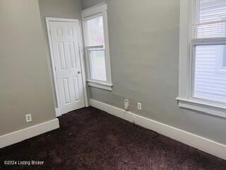 view of carpeted spare room