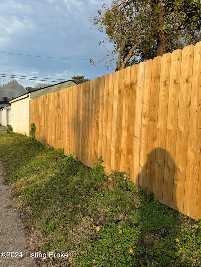 view of yard featuring fence