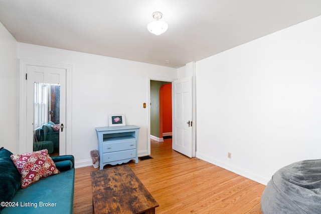 living area with light wood-type flooring