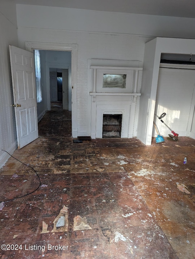 view of unfurnished living room