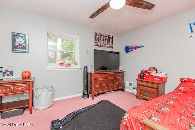 bedroom with carpet flooring and ceiling fan