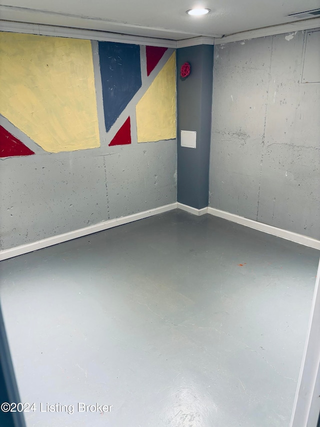 empty room featuring concrete floors