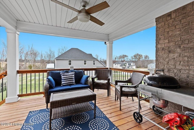 deck with ceiling fan