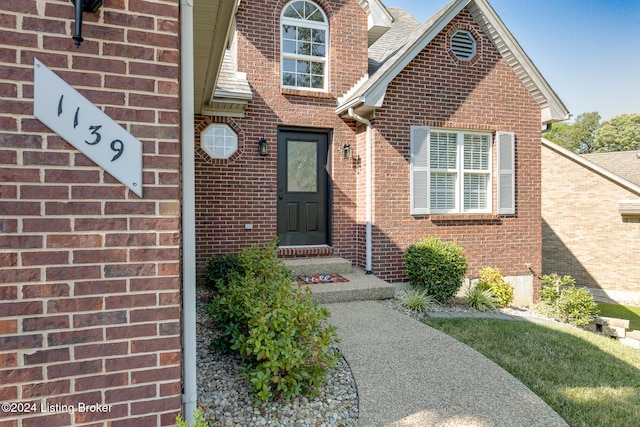 view of property entrance