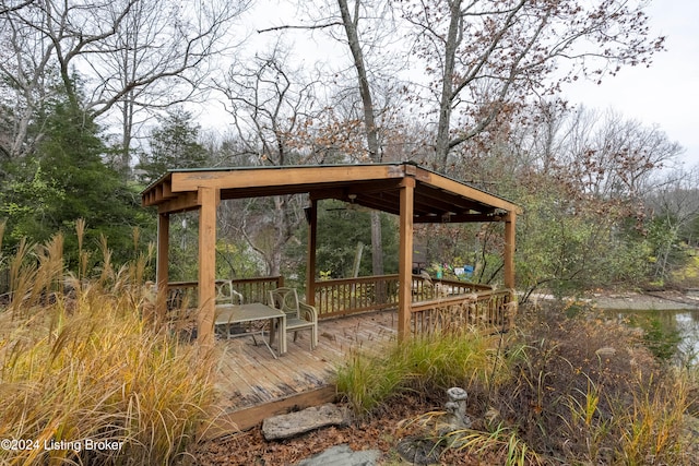 view of wooden deck