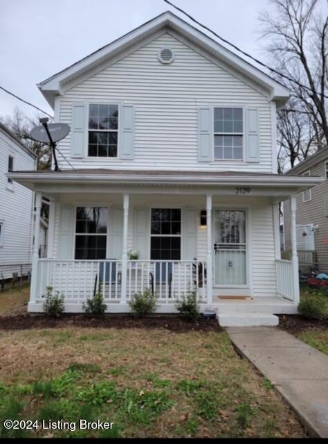 view of front of property