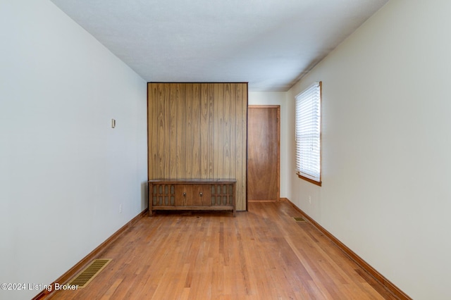 unfurnished bedroom with light hardwood / wood-style floors