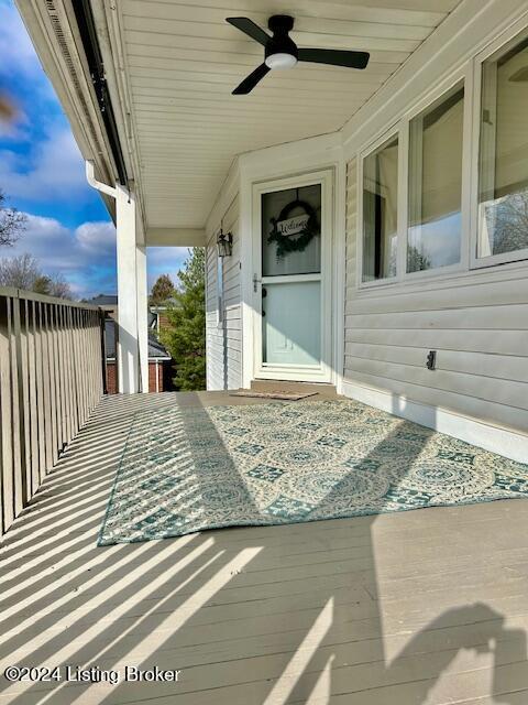 view of patio with ceiling fan