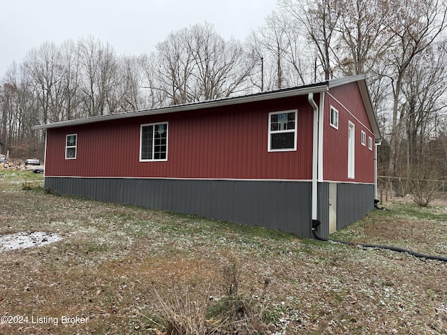 view of home's exterior