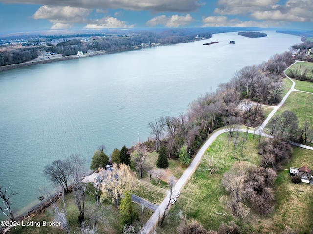 bird's eye view featuring a water view