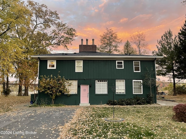 view of front of home