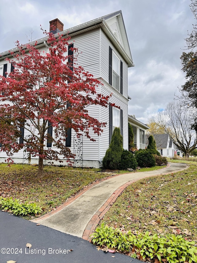 205 W Chestnut St, Leitchfield, KY 42754 - view of side of home