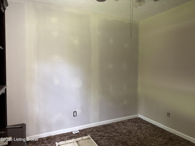 10700 Back Run Rd, Louisville, KY 40299 - carpeted empty room featuring a textured ceiling and baseboards