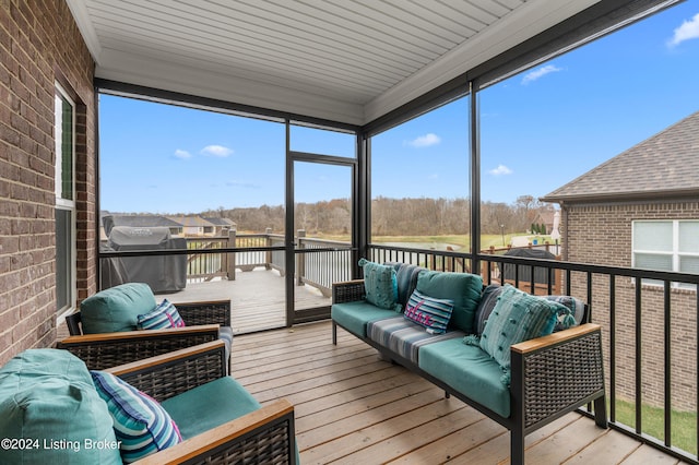 sunroom / solarium with a healthy amount of sunlight