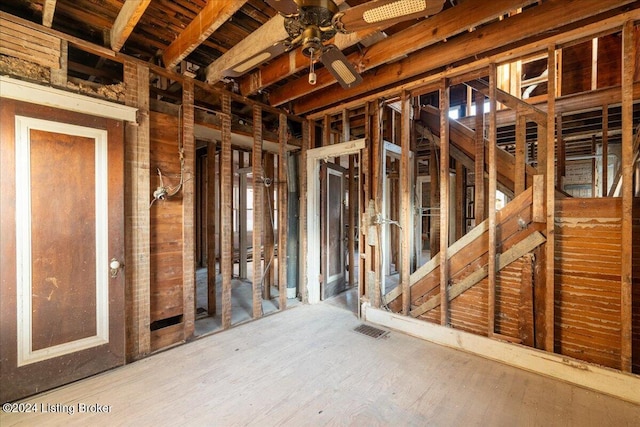 miscellaneous room featuring ceiling fan