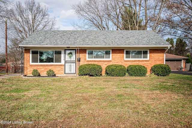 view of front of property with a front lawn