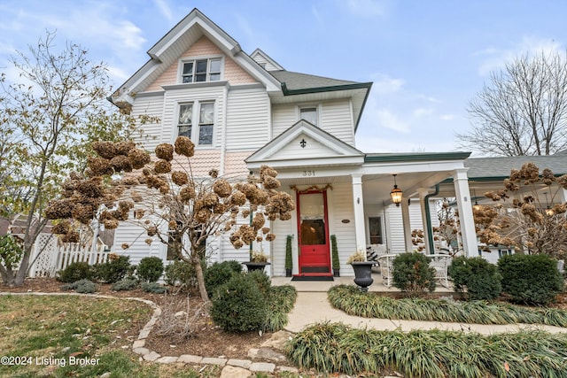 view of front of house with a porch