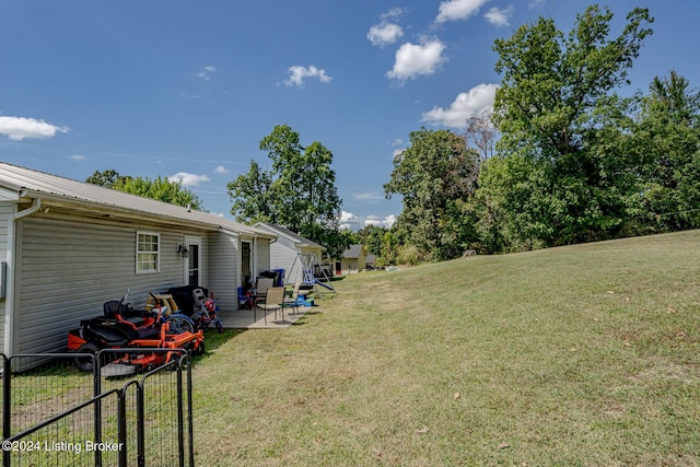 view of yard with a patio