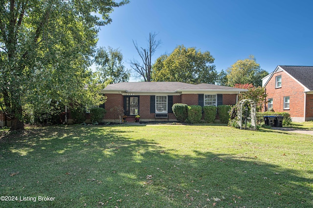 view of front of house with a front yard