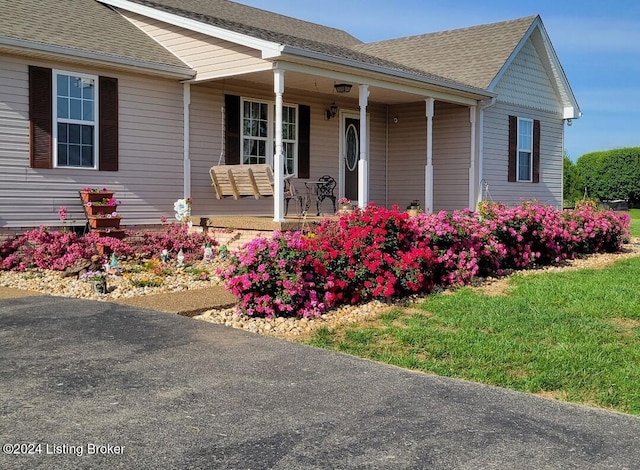 view of front of house with a porch