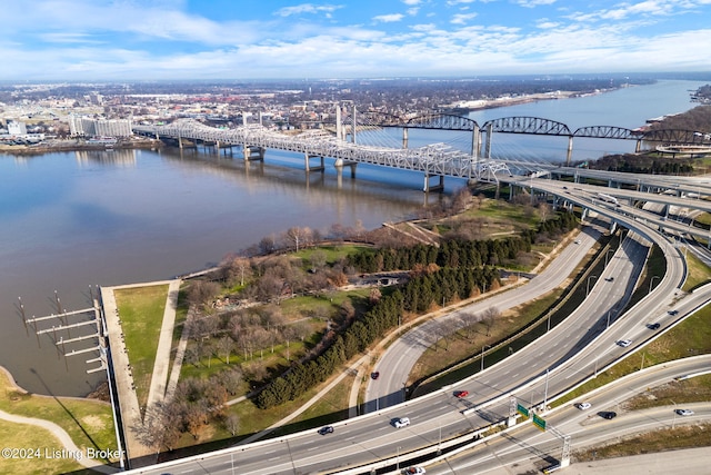 bird's eye view with a water view