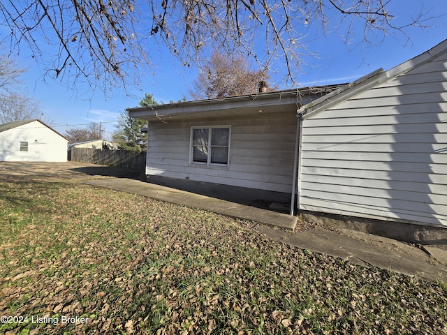 view of property exterior