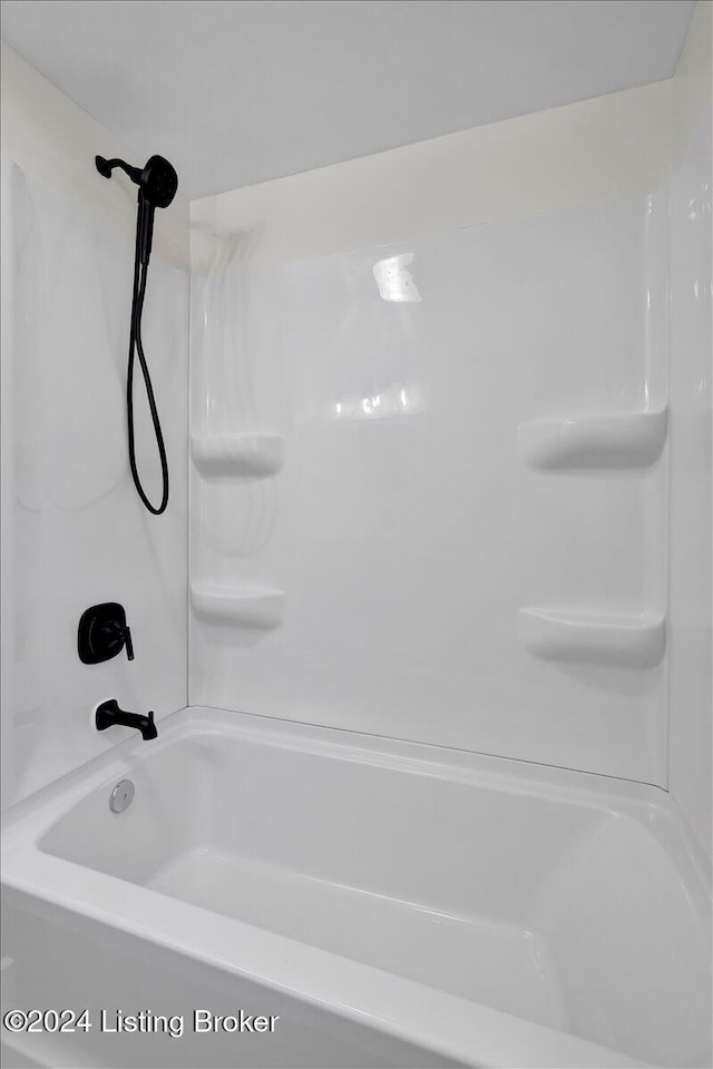 bathroom featuring shower / bathtub combination