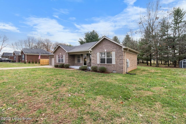 single story home with a front lawn