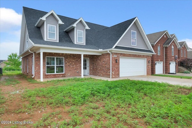 view of front facade with a garage