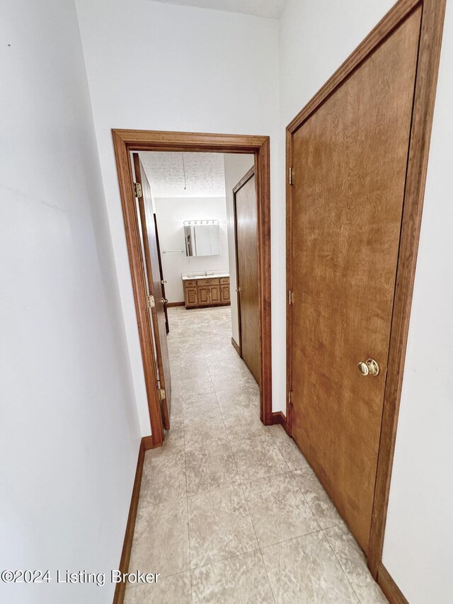 1216 Christianburg Rd, Shelbyville, KY 40065 - photo 14