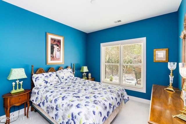 bedroom featuring carpet floors