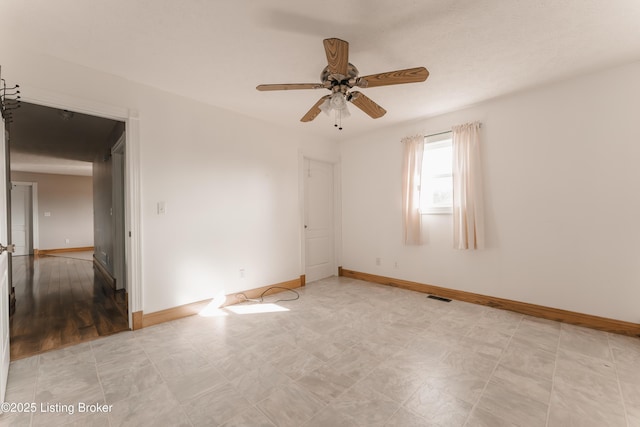 empty room with ceiling fan