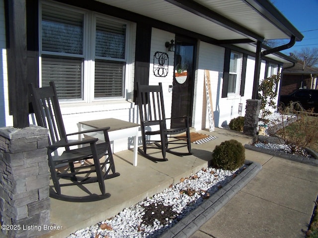 view of patio / terrace featuring covered porch