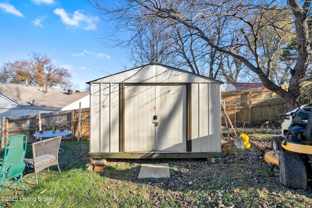 view of outbuilding