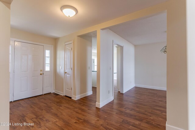 entryway featuring dark hardwood / wood-style flooring