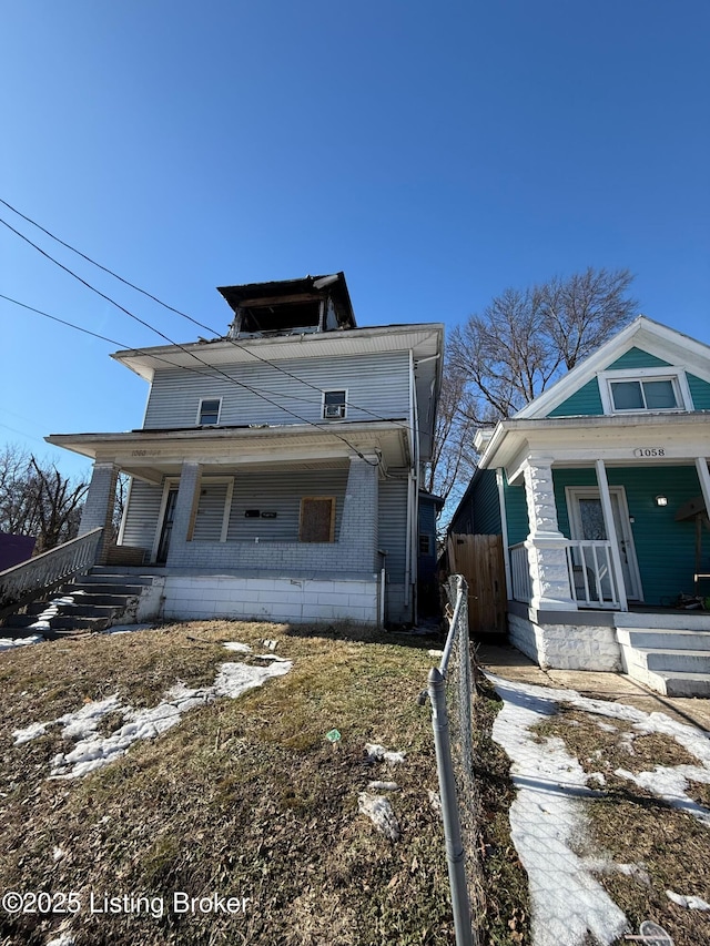 view of front of home with covered porch