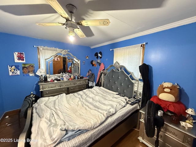 bedroom featuring ceiling fan and crown molding