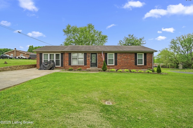 102 Eastland Dr, Bardstown, KY 40004 - ranch-style home featuring brick siding and a front lawn