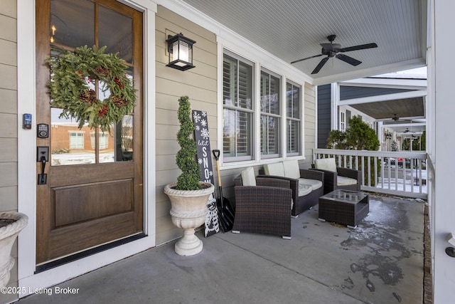 view of patio with a porch, ceiling fan, and outdoor lounge area