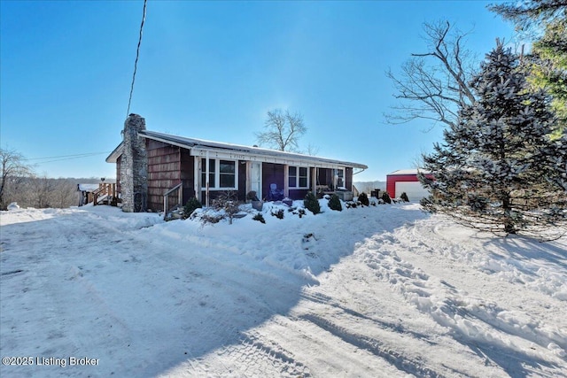 single story home with a garage