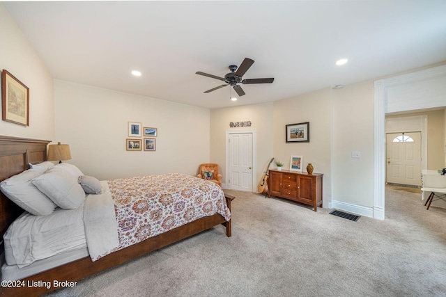 carpeted bedroom featuring ceiling fan