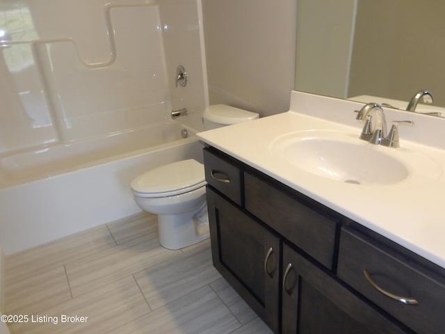159 Diane Ct, Lebanon Junction, KY 40150 - bathroom featuring toilet, vanity, and bathtub / shower combination