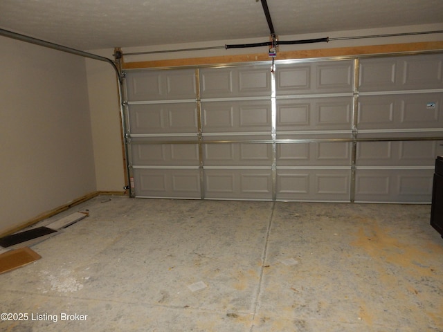 159 Diane Ct, Lebanon Junction, KY 40150 - view of garage