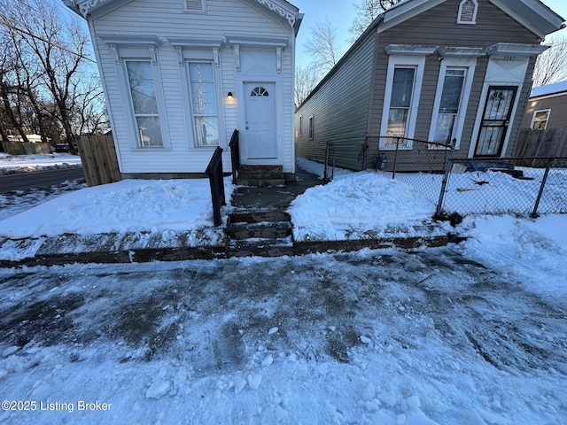 view of front of home