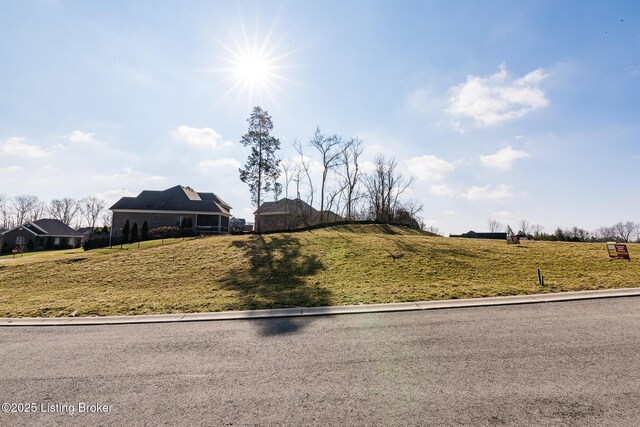 2304 White Oak Way, Fisherville, KY 40023