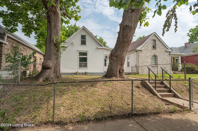 view of front of house