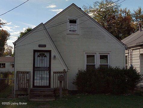 view of front of home